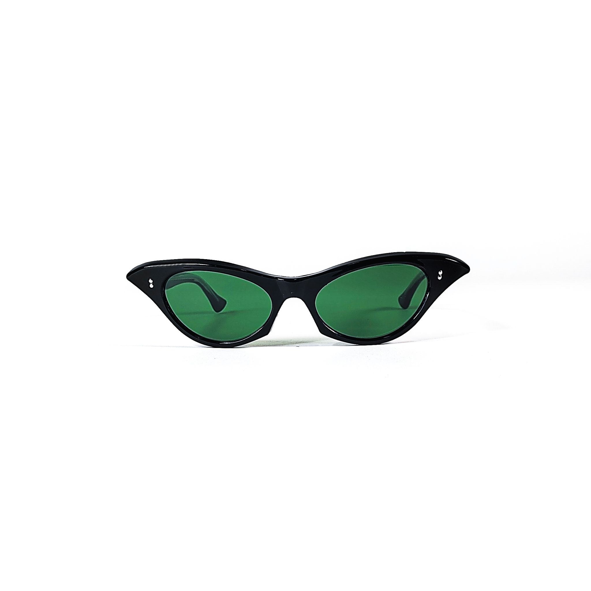 1970 Vintage Cat Eye (Black collar)