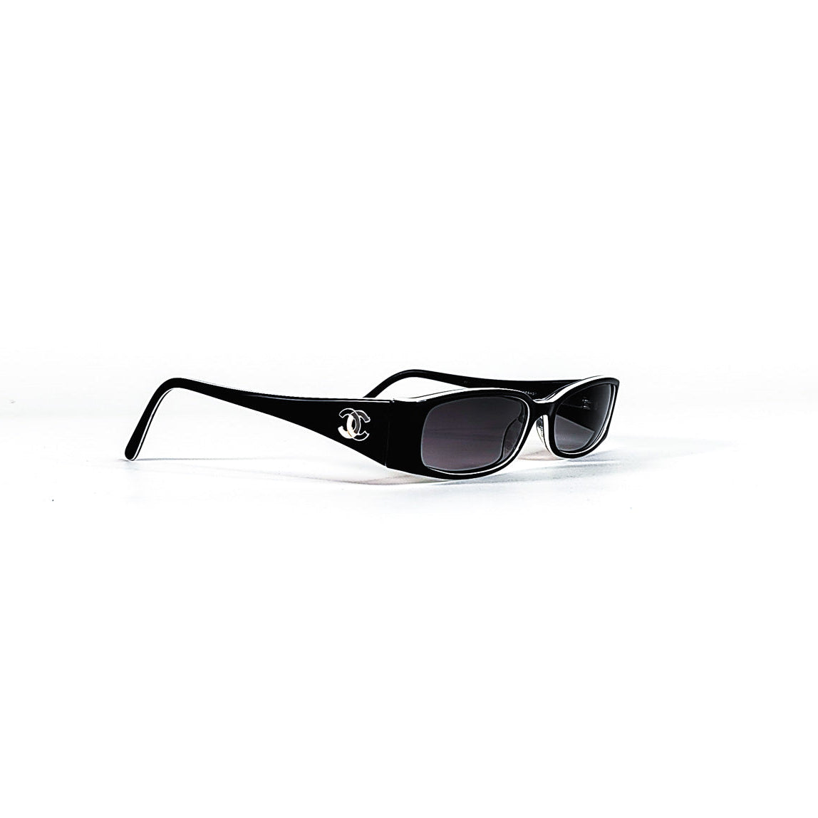 1999s Chanel (black gradient)