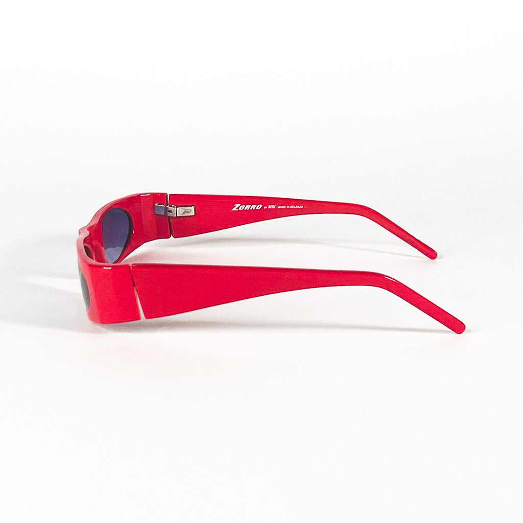 Vue 3/4 des lunettes Zorro by MIX red flash avec verres teintés bleus