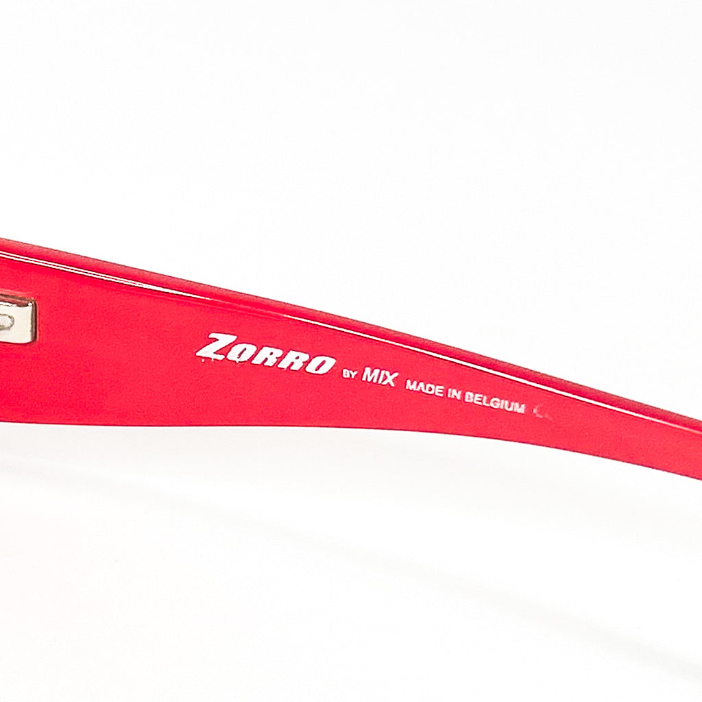 Vue latérale des lunettes vintage Zorro by MIX avec charnières métalliques