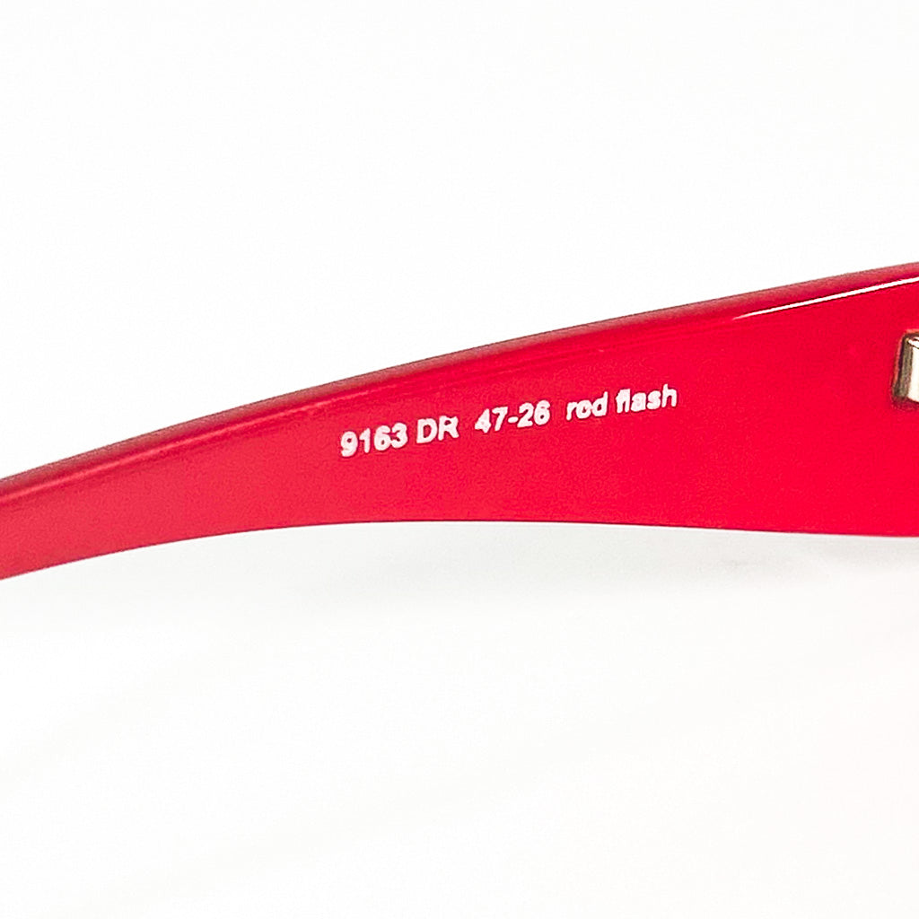 Gravure "Zorro by MIX – Made in Belgium" sur la branche intérieure