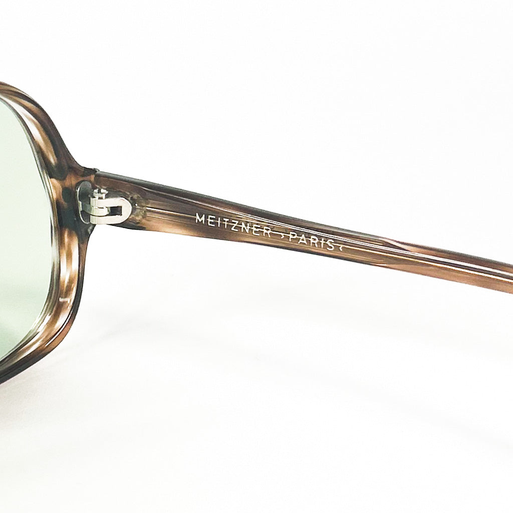 Inscription “Meitzner Paris” sur la branche des lunettes vintage