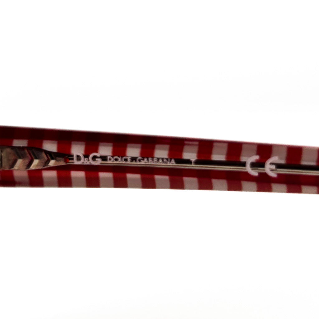 Branche intérieure des lunettes D&G avec détails du modèle et dimensions (52□16 135)