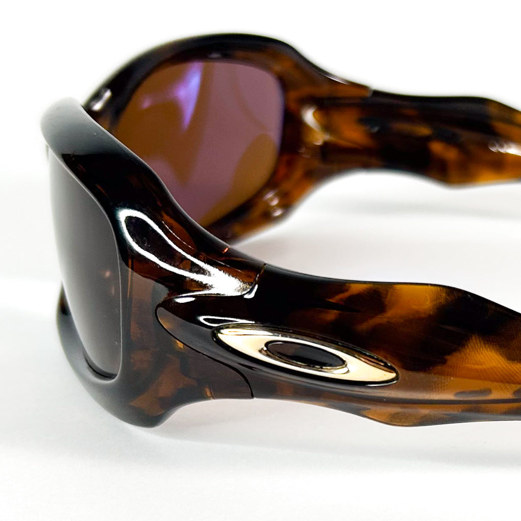 Oakley lunettes vintage écaille, vue trois quarts