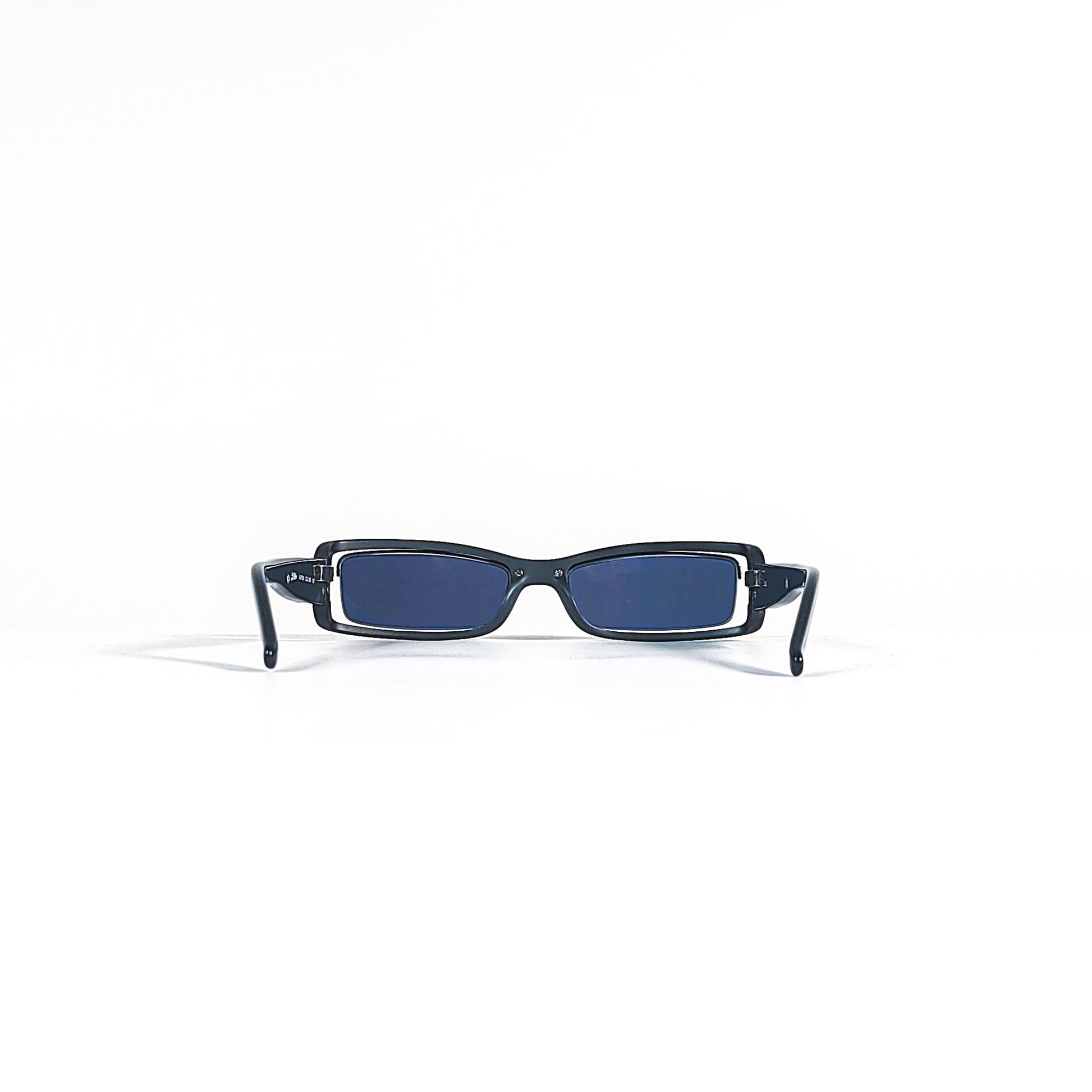 Jean Paul Gaultier VJP536 vue arrière, verres bleus catégorie 3 et structure rectangulaire fine